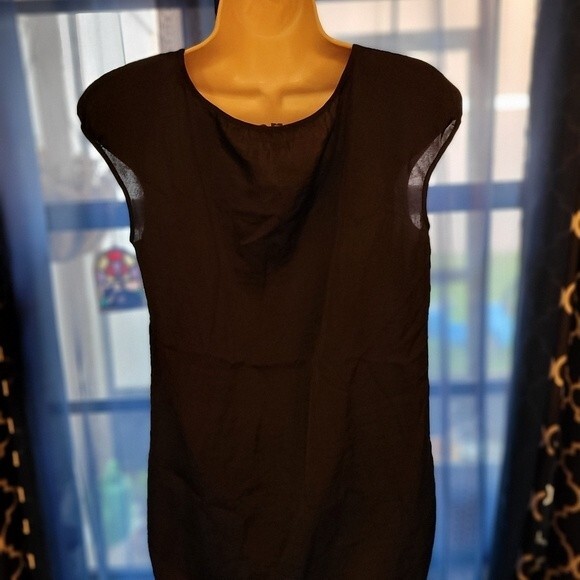 Gap Maternity Black Sleeveless Blouse Size Small - Picture 3 of 3